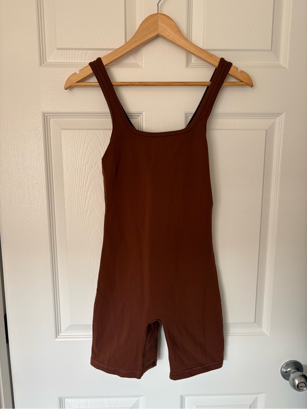 Aritzia TnAction Chill Atmosphere Romper Brown Size Small 8” Inseam